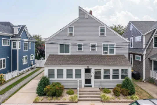 คอสทัล คอนโด ใกล้ชายหาด และความบันเทิง โรงแรมใน