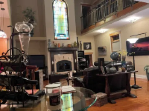 Indiana Dunes Getaway on 2 acres! Truly unique 4 Bedroom, 4 Bath home! Hotels in Porter