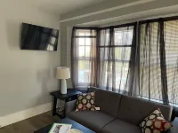 Empire Plaza View II