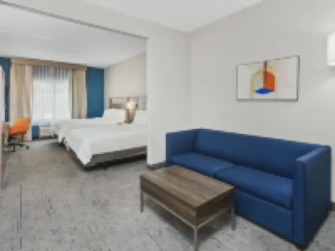 Holiday Inn Express & Suites CHICAGO WEST-O'HARE ARPT AREA by IHG Hotels in Hillside