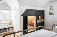 The Norra House: Curated 3-bedroom house in Suttons Bay on 5 acres