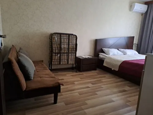 bezarhouse near metro