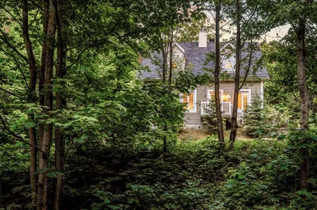 Chalet L'Excentrique | SPA & Nature Отели в г. Д'Отре