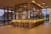 希爾頓花園飯店布塞爾頓 - 酒吧
