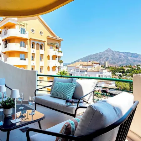 Amazing 3BD apt and Pool. Señorío de Aloha