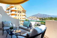 Amazing 3BD apt and Pool. Señorío de Aloha - 2 tähden