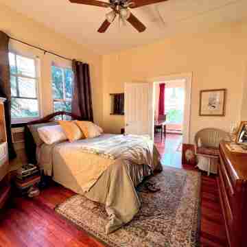 3-Bedroom Beachfront Home - “Con la Marea” Rooms