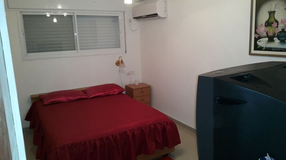 AMOS HAIFA APARTMENT