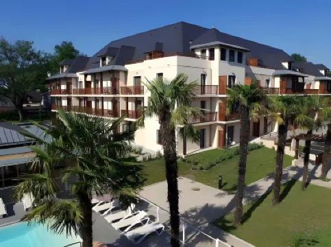 Comfort Aparthotel Lourdes L'Acacia Hoteles en 