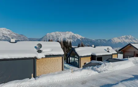 Exclusive Alpenlodge Ski in Ski out Galsterberg
