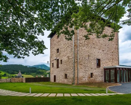 Hotel Restaurante Torre Zumeltzegi Hoteles en Oñate