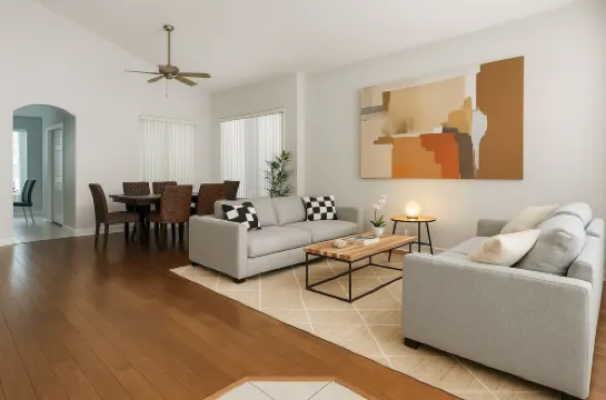 Shadow Bay Luxe Home with a Private Screened Pool near Universal Studios.