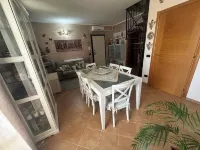 Vacation home Villa Giovanna, elegant apartment in a four-family villa. Hotels in Porcari