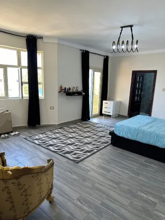 Relaxing villa with private pool and 5 master bedrooms