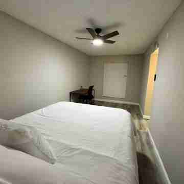 1BR Retreat • Cozy & Bright Rooms