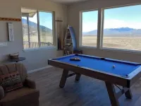 New, luxurious, amazing view, Elk Cabin