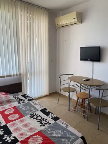 Sea view, first line studio in Ravda