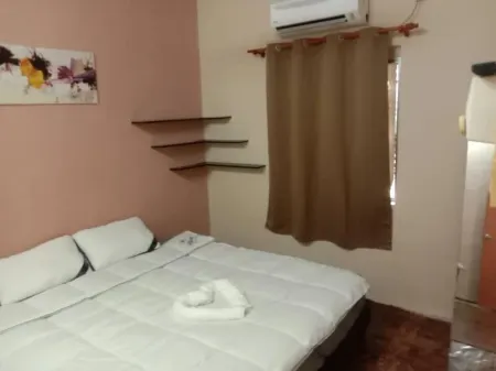 Homestay Tok Abah Seri Iskandar Отели в г. Bota