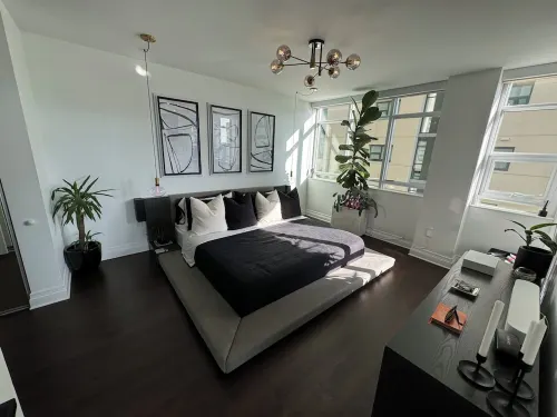 Irvine 2-bedroom condo in luxury high-rise with full amenities