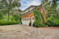 Walk to Main St Historic High Point Carriage Home - 3-Star