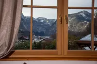 Chalet with parking lot Hotel a Obertraun