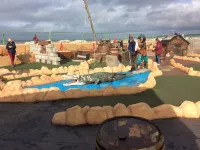 The Lobster Pot. Fabulous  2 bedroom Apartment overlooking the Beach/Green