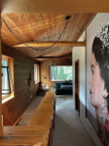 Naked Elk Lodge: 4 Bdrms, Hot Tub, Projector TV near Mt. Rainier