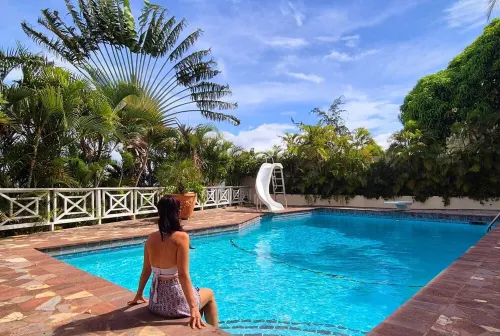 Beautiful 1-bedroom apartment in Frigate Bay with Caribbean View and pool - Wifi