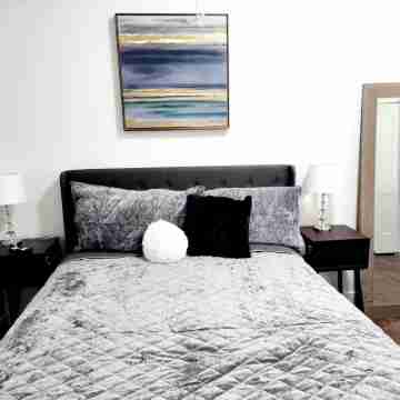 The Blue House, Mardi Gras Cottage Rooms