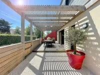 Comfortable house 50m from the sea Hotels in Jullouville