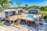 Gecko Casita [1 of 3 Casitas] - West Caye Casitas Hotels in 