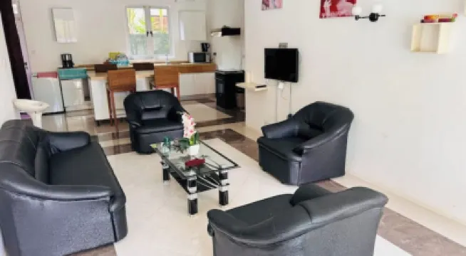 Martello Apartments Các khách sạn gần Tamarin Public Beach