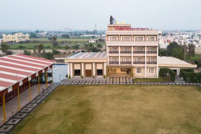 Gaurison Hotel & Resorts Hôtels à proximité de : Shree Chintaman Ganesh Temple, Ujjain