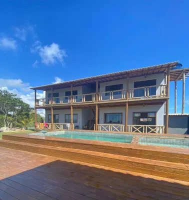 Flat equipped with swimming pool