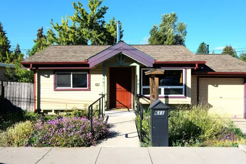 Mt Shasta's Stargazer Cabin