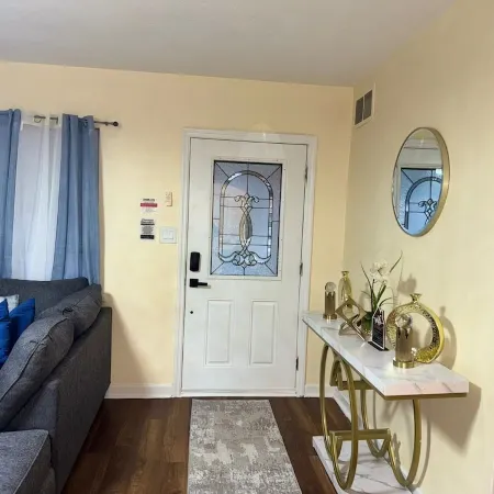 Charming 3-bedroom  2 bathroom home in brilliant Winter Haven,pet friendly, WiFi