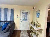 Charming 3-bedroom  2 bathroom home in brilliant Winter Haven,pet friendly, WiFi