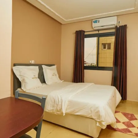 Tomedi Hotel