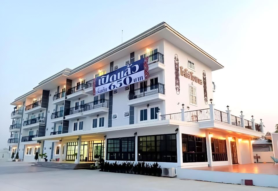 hotel overview picture