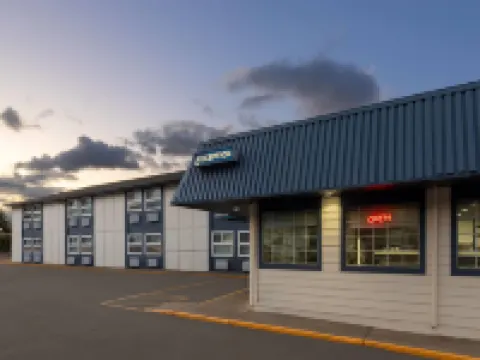 Travelodge by Wyndham Blairmore Hotels in Crowsnest Pass