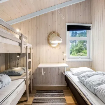 "Tabithe" - 500m from the sea