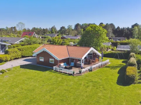 "Gunwald" - 230m from the sea Hotels in Humble