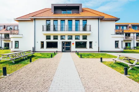 Holiday Suites Westende - Middelkerke Отели рядом с достопримечательностью «Zeester»