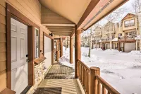 Winter Park Townhome w/ Hot Tub, Ski Shuttle! - Pet friendly