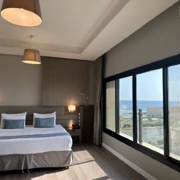 Loren Suites Corniche Hotels near Jeddah Corniche