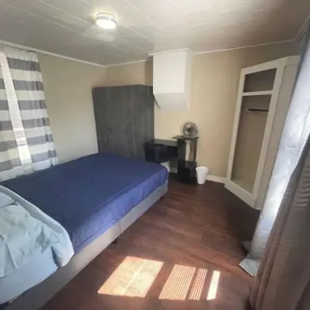 (F1) Convenient 3br Syracuse University apartment