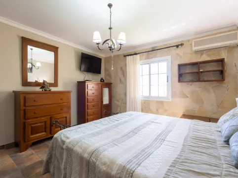 Villa in Maspalomas with Heated Pool & Sports