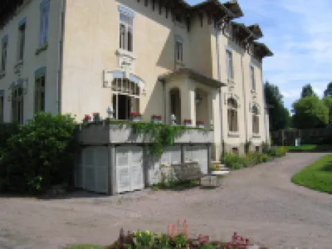 Mansion in Vecoux with Pool and Garden Hôtels à : Vecoux
