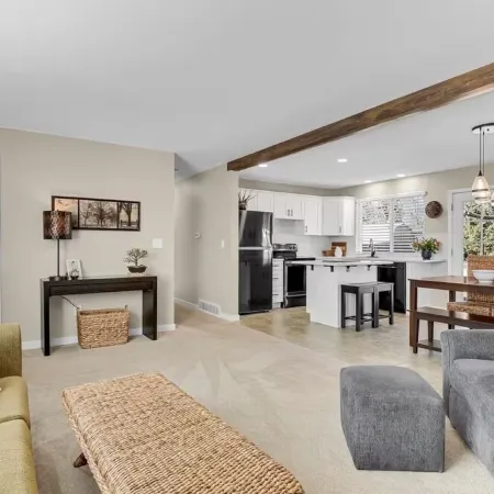 Denver 3bed/2 bath with spacious backyard