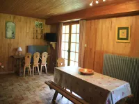 Chalet in Vonnes near Chairlifts & Shuttle Ξενοδοχεία στην πόλη Chatel